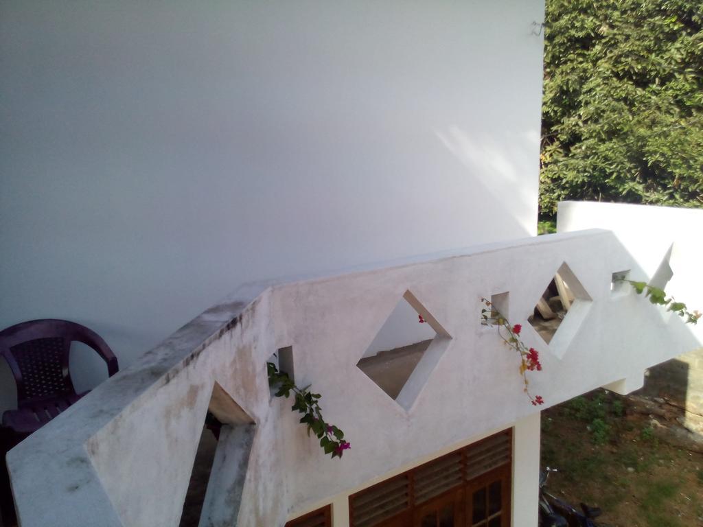 Smart Holiday Inn Galle Exterior foto